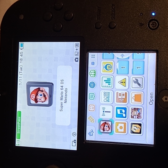 Nintendo 2ds - Picture 7 of 7